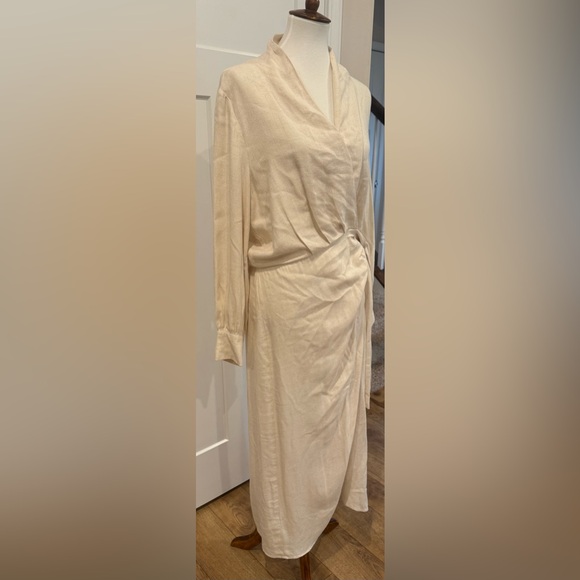 Mango Cream Long Sleeve Dress - Picture 4 of 8